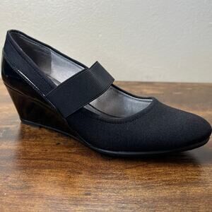Life Stride Jubilant Mary Jane Pumps 7.5 Womens Black Wedge Heel Slip On Comfort